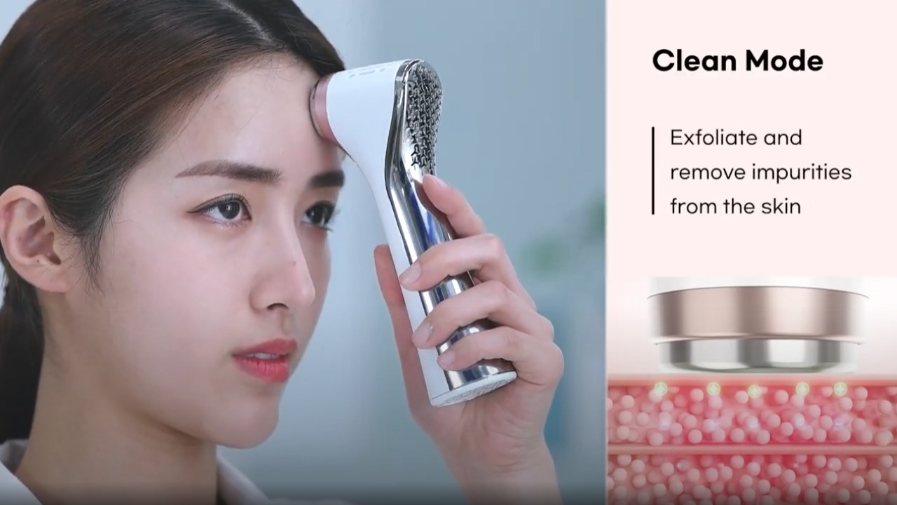 Chức Năng Sử Dụng Máy Chăm Sóc Da Nóng Lạnh Reevaa S